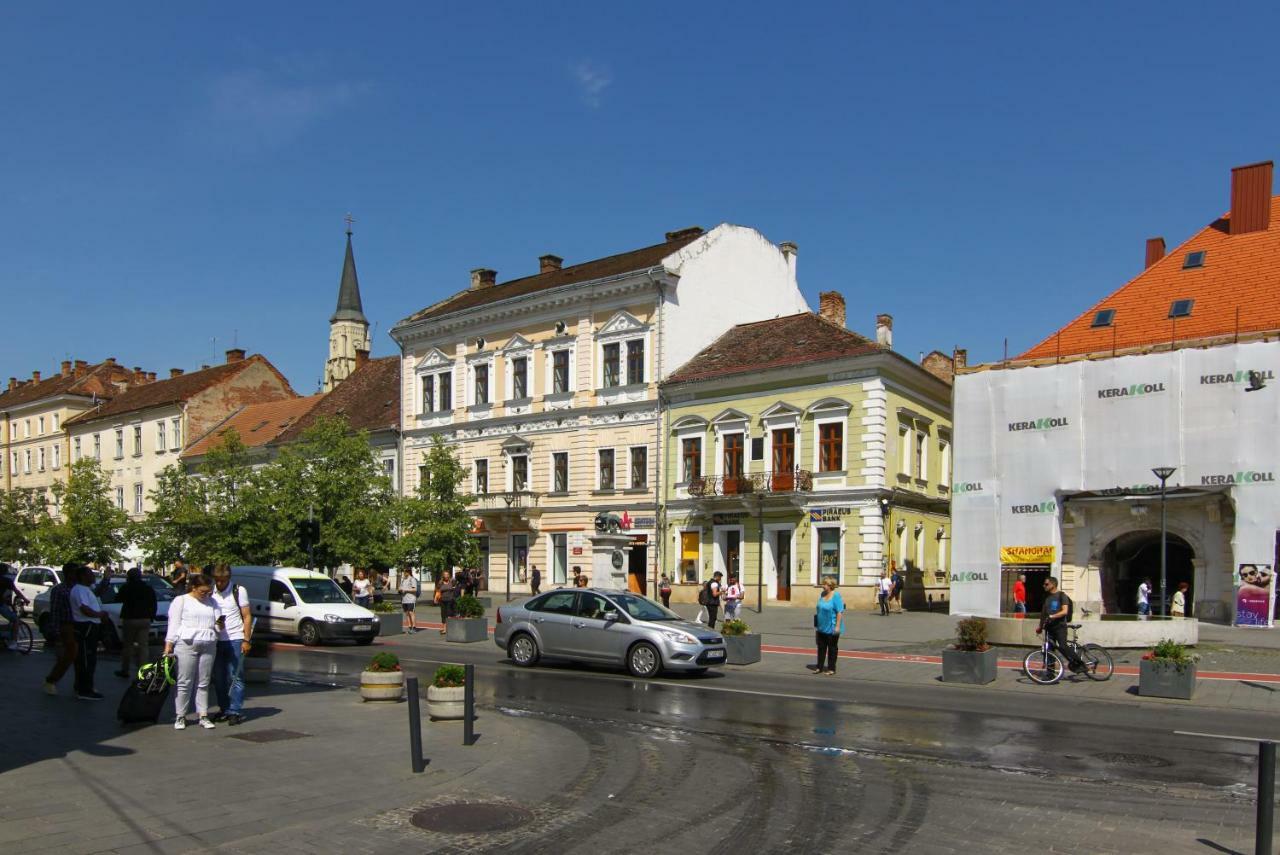 The Yellow Umbrella Studio Cluj-Napoca Exteriör bild